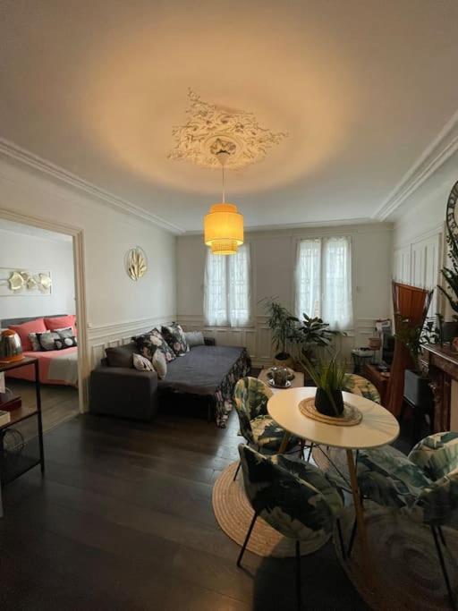 Superbe T2 De Caractere Au Centre Classe 3 Etoiles Appartement